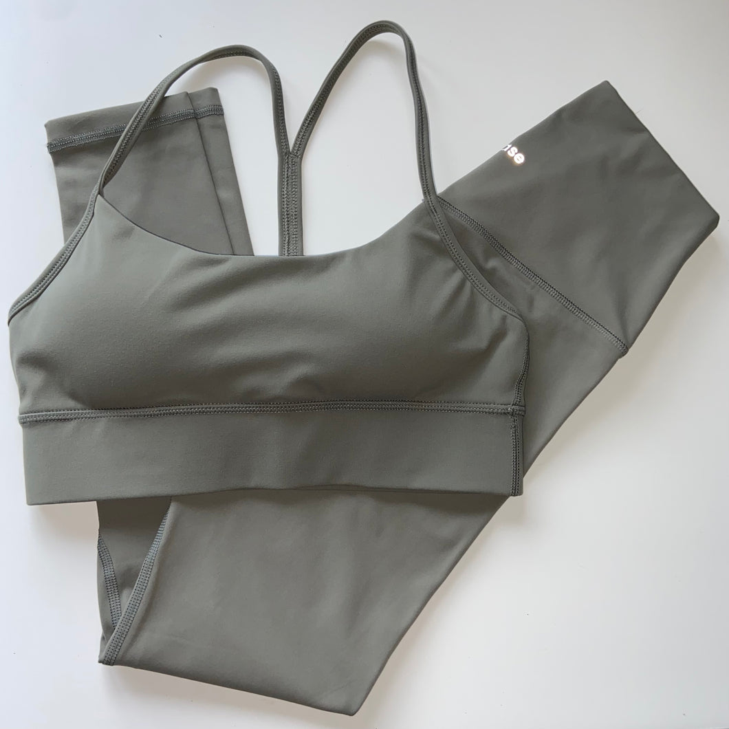 Signature Sports Bra - Khaki Green